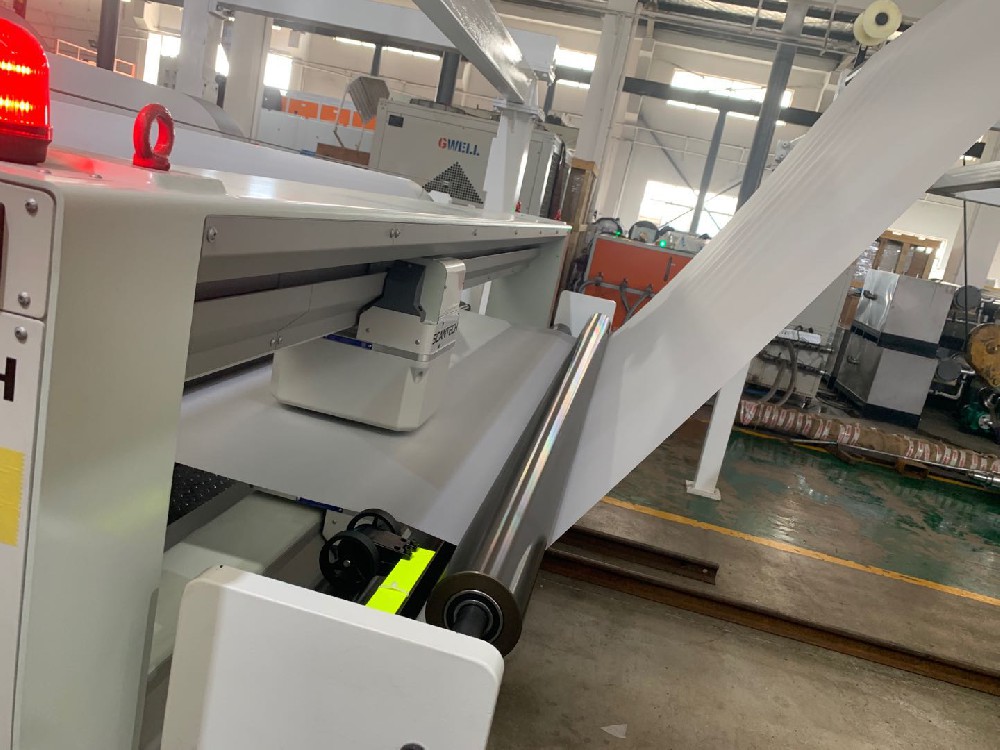 The trend of photovoltaic EVA film equipment film technology